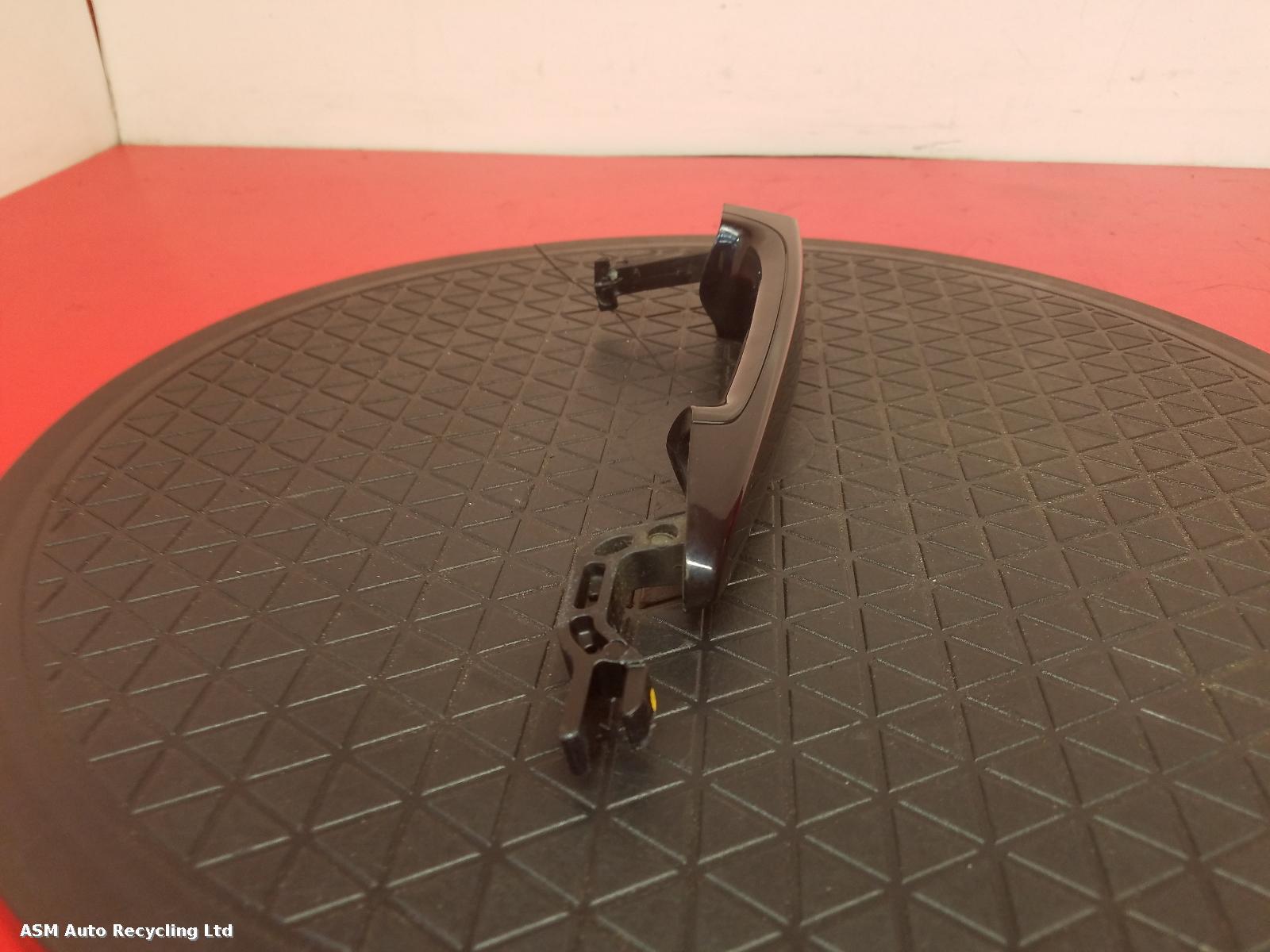 View Auto part Door Handle Bmw 4 Series Gran Coupe 2015