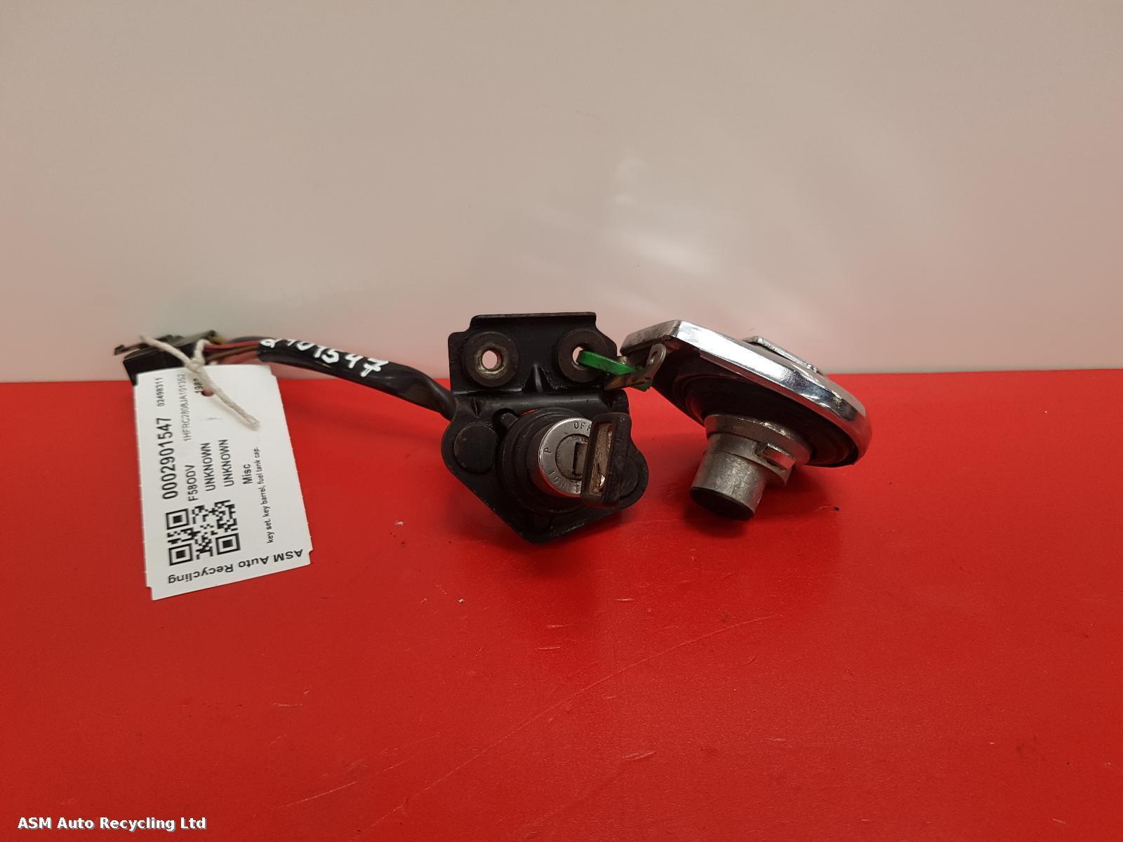 View Auto part Comp.Lock Set + Keys Honda Vf750c-j 1988