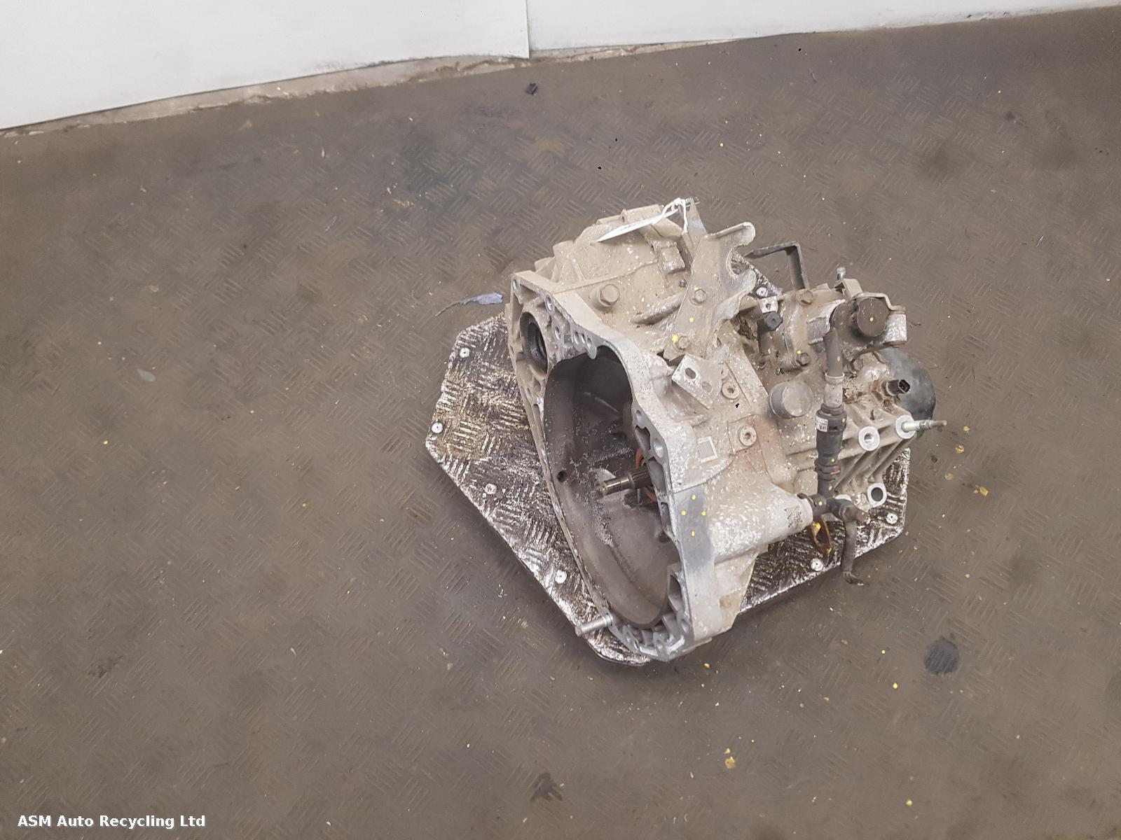 View Auto part Gearbox Suzuki Sx4 2013