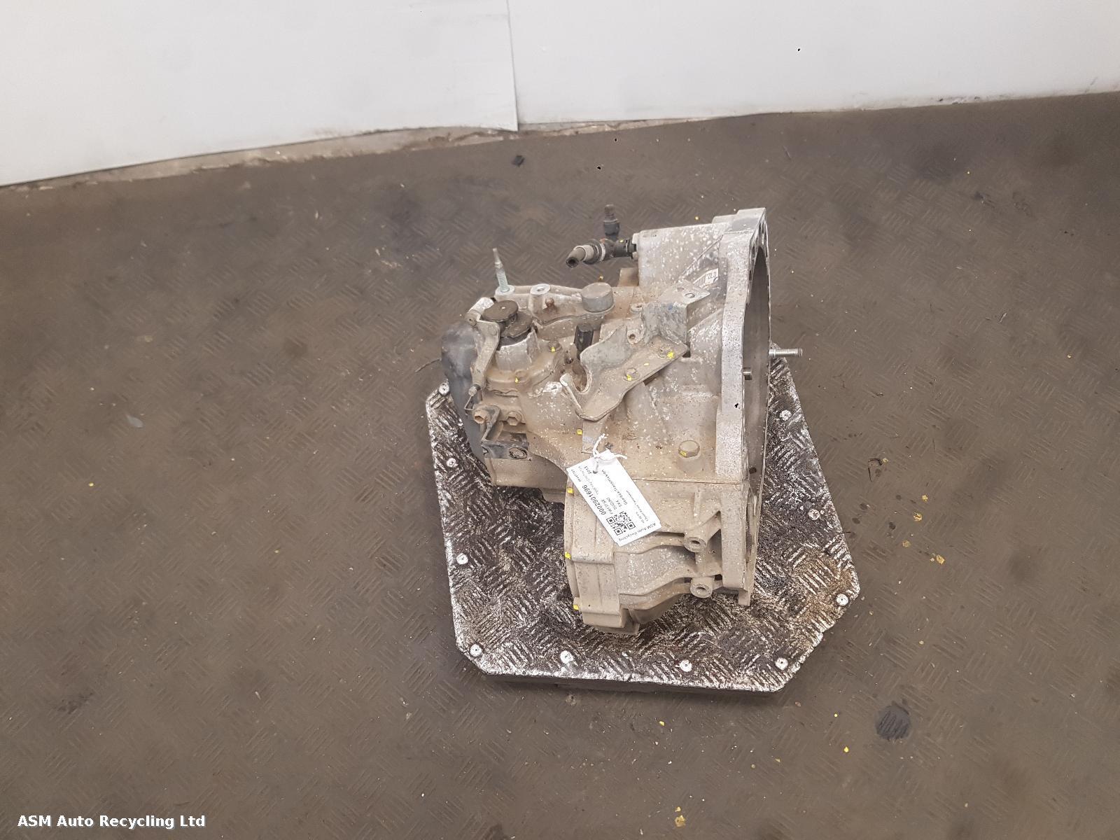 View Auto part Gearbox Suzuki Sx4 2013