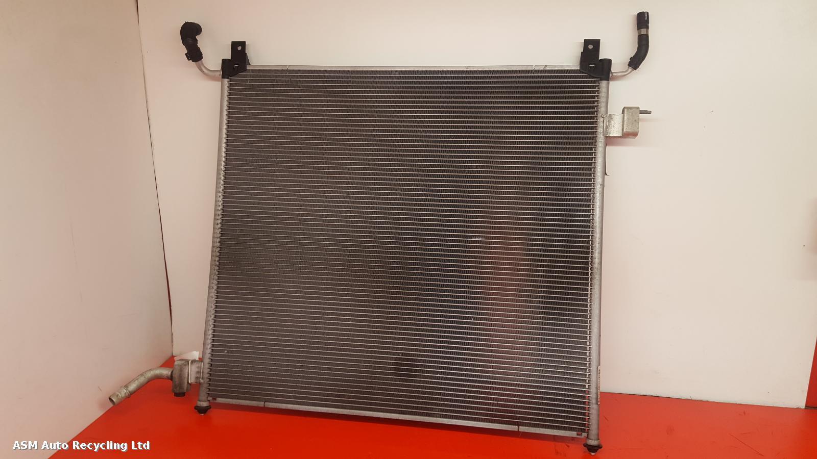 View Auto part Radiator Land Rover Range Rover 2019