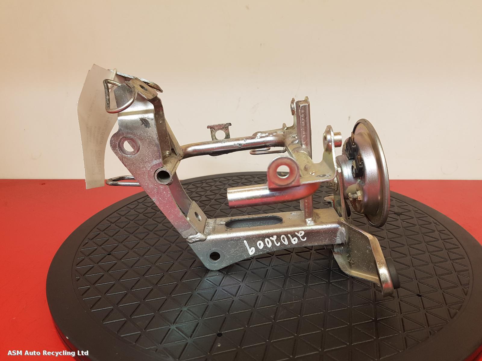 View Auto part Headlight Bracket Right Honda Vision 2013