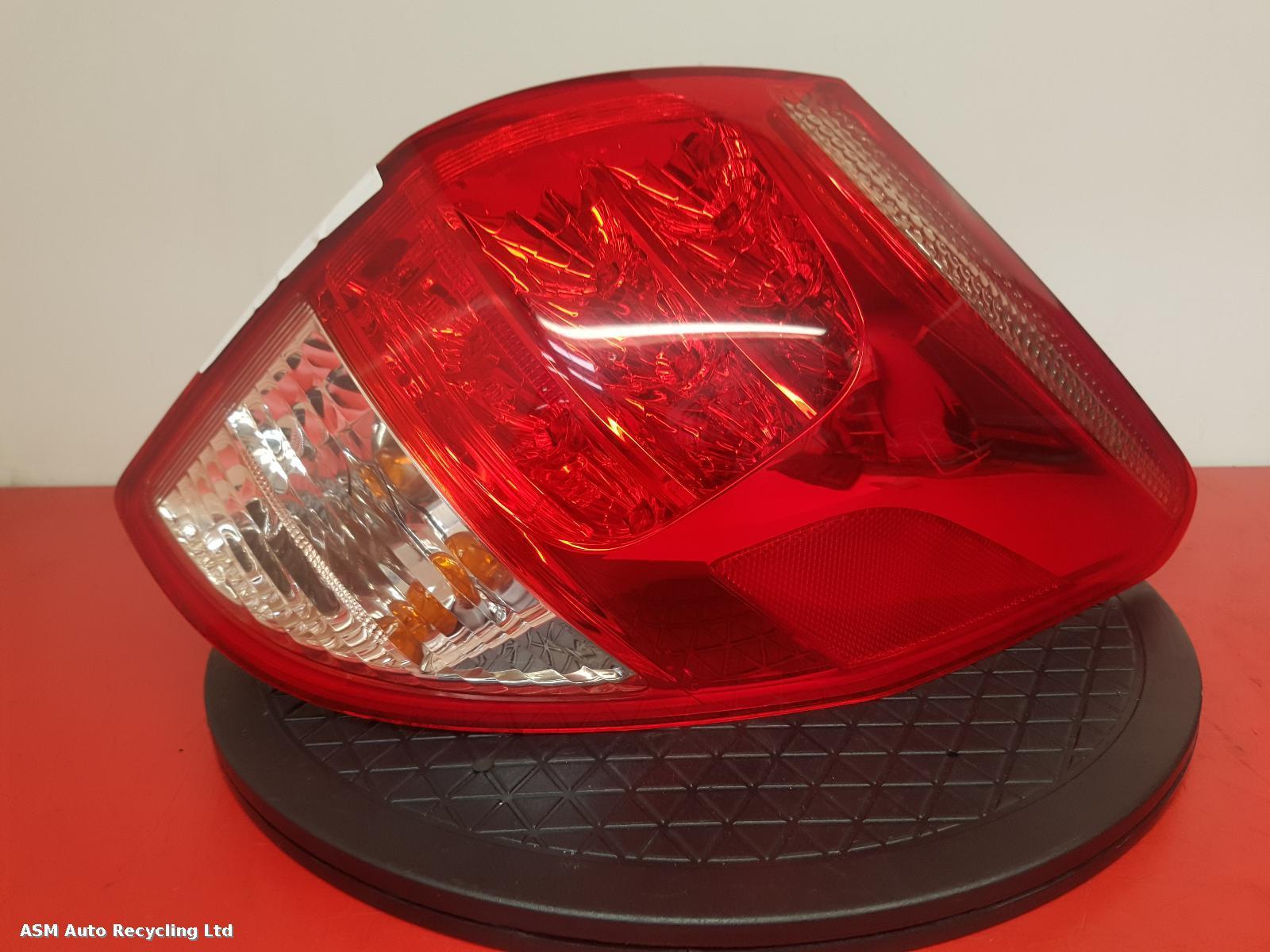 View Auto part R Taillight Toyota Rav 4 2007