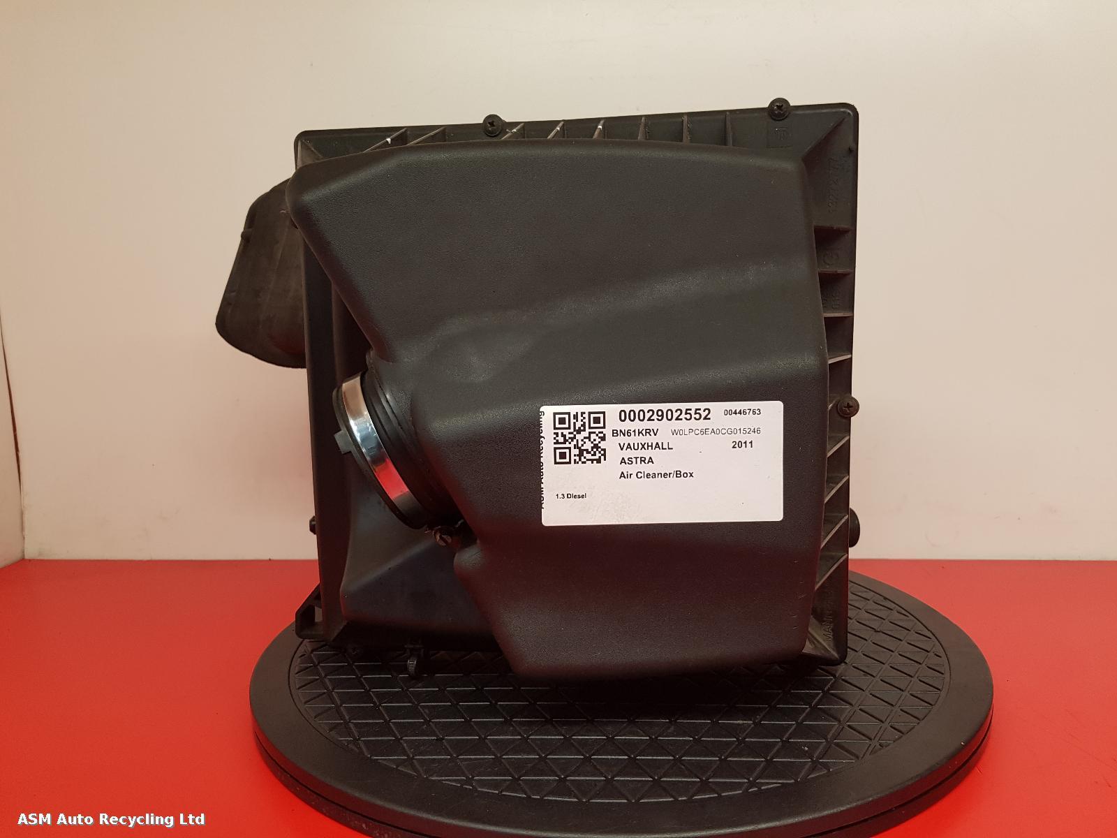 View Auto part Air Cleaner/Box Vauxhall Astra 2011