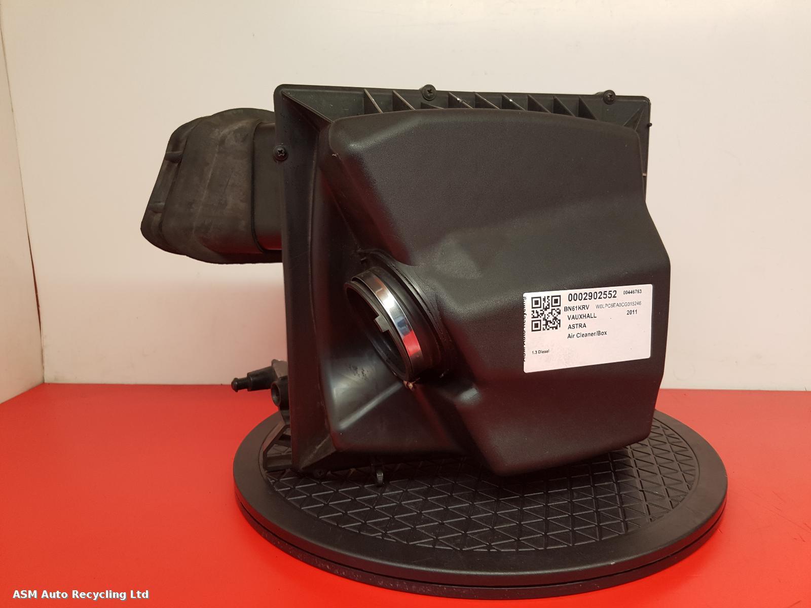View Auto part Air Cleaner/Box Vauxhall Astra 2011
