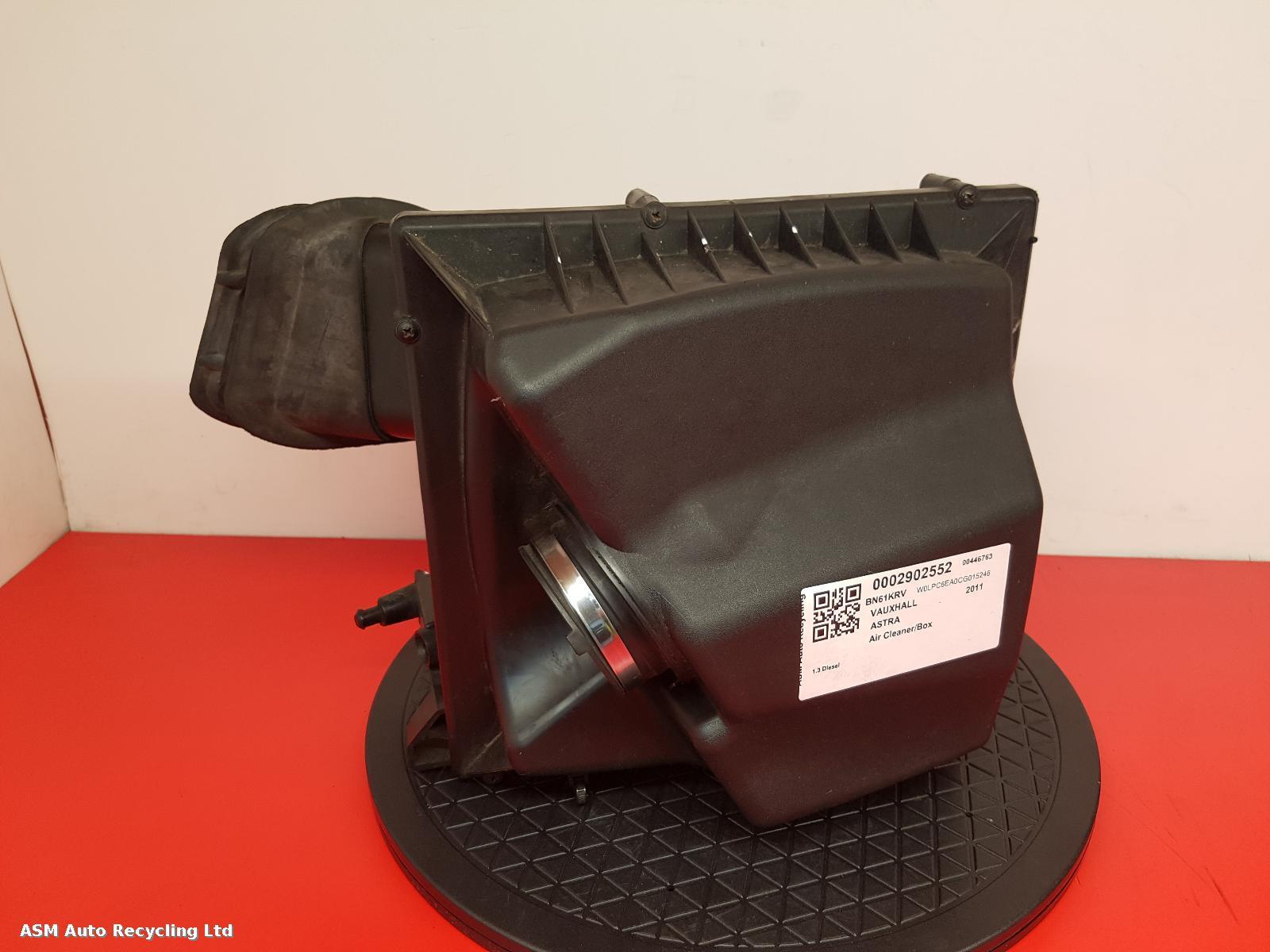 View Auto part Air Cleaner/Box Vauxhall Astra 2011