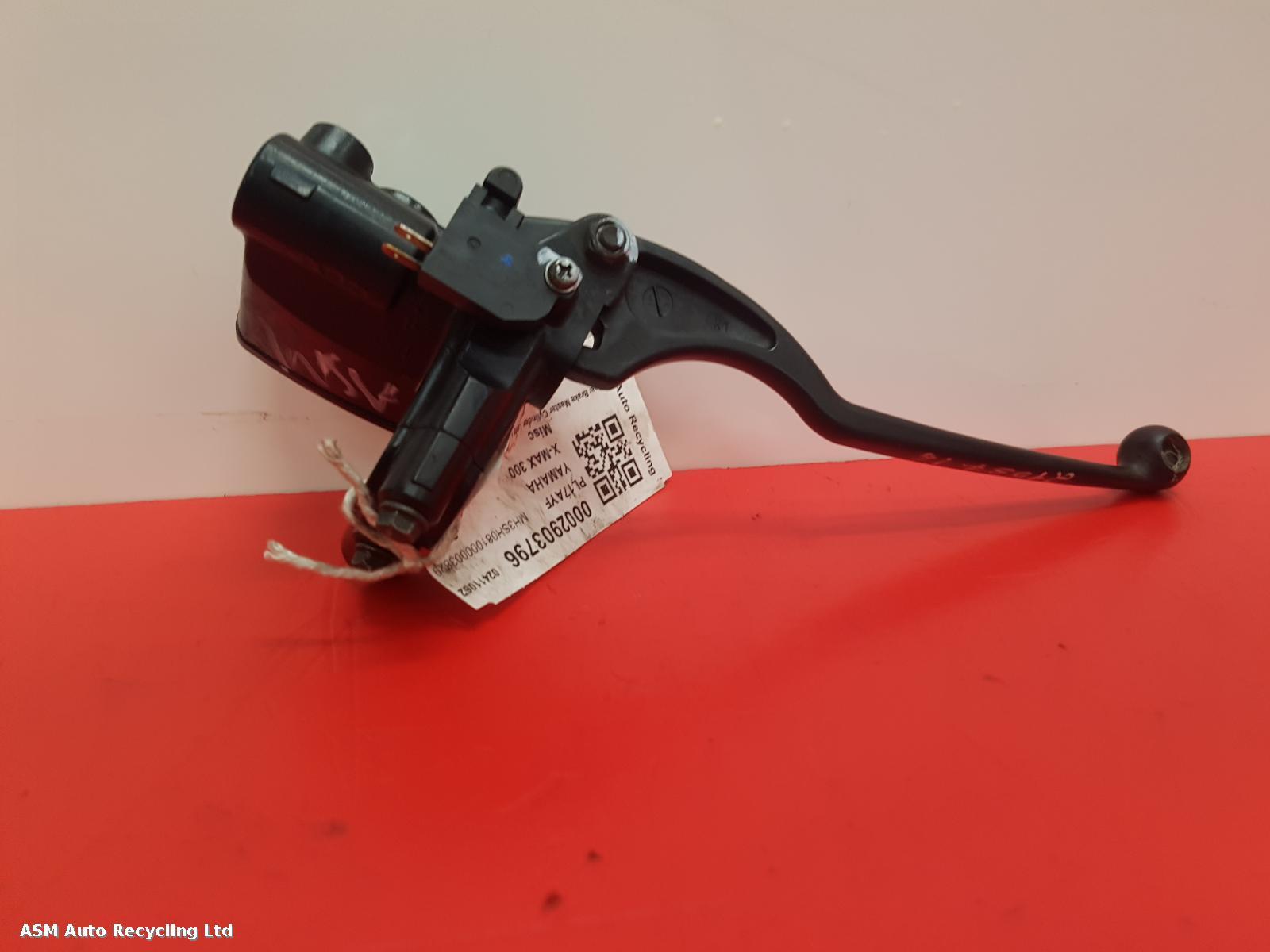 View Auto part Master Cylinder Yamaha X-max 300 2017