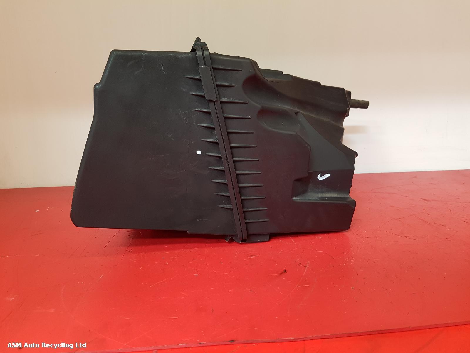 View Auto part Air Cleaner/Box Audi A6 2006