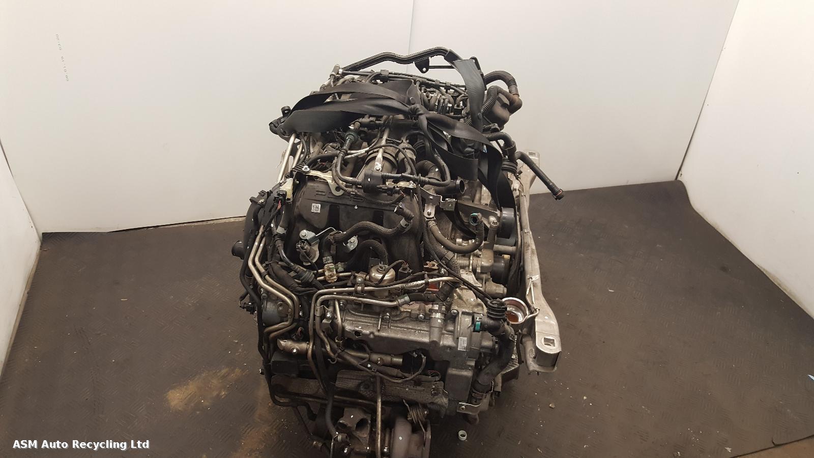 View Auto part Engine Porsche 911 2018