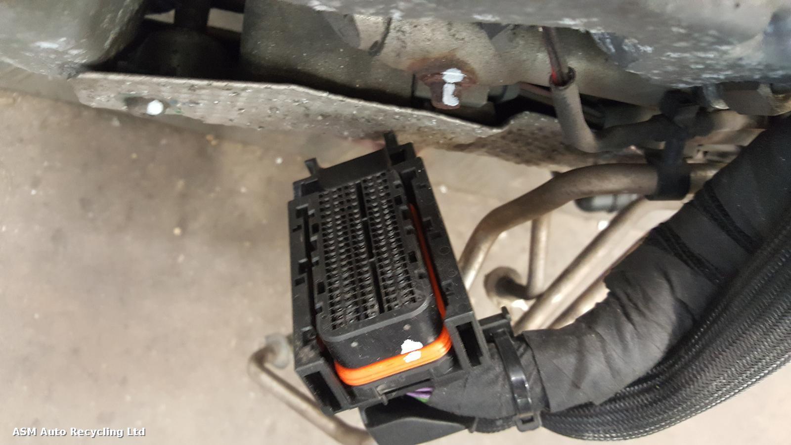 View Auto part Engine Porsche 911 2018