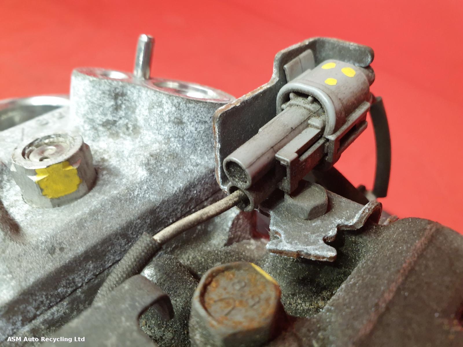 View Auto part Compressor Mercedes E Class 2015