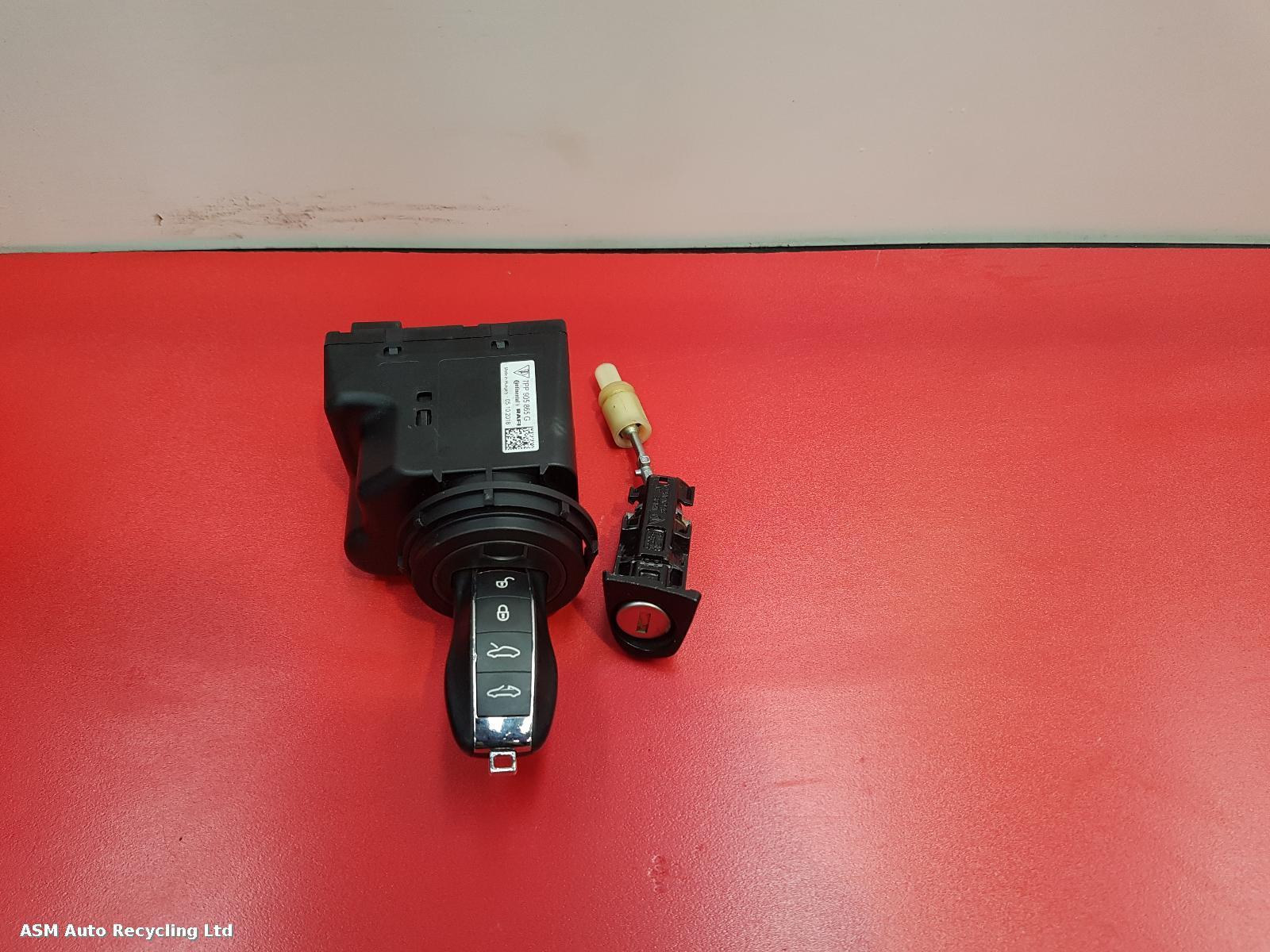 View Auto part Misc Porsche 911 2018