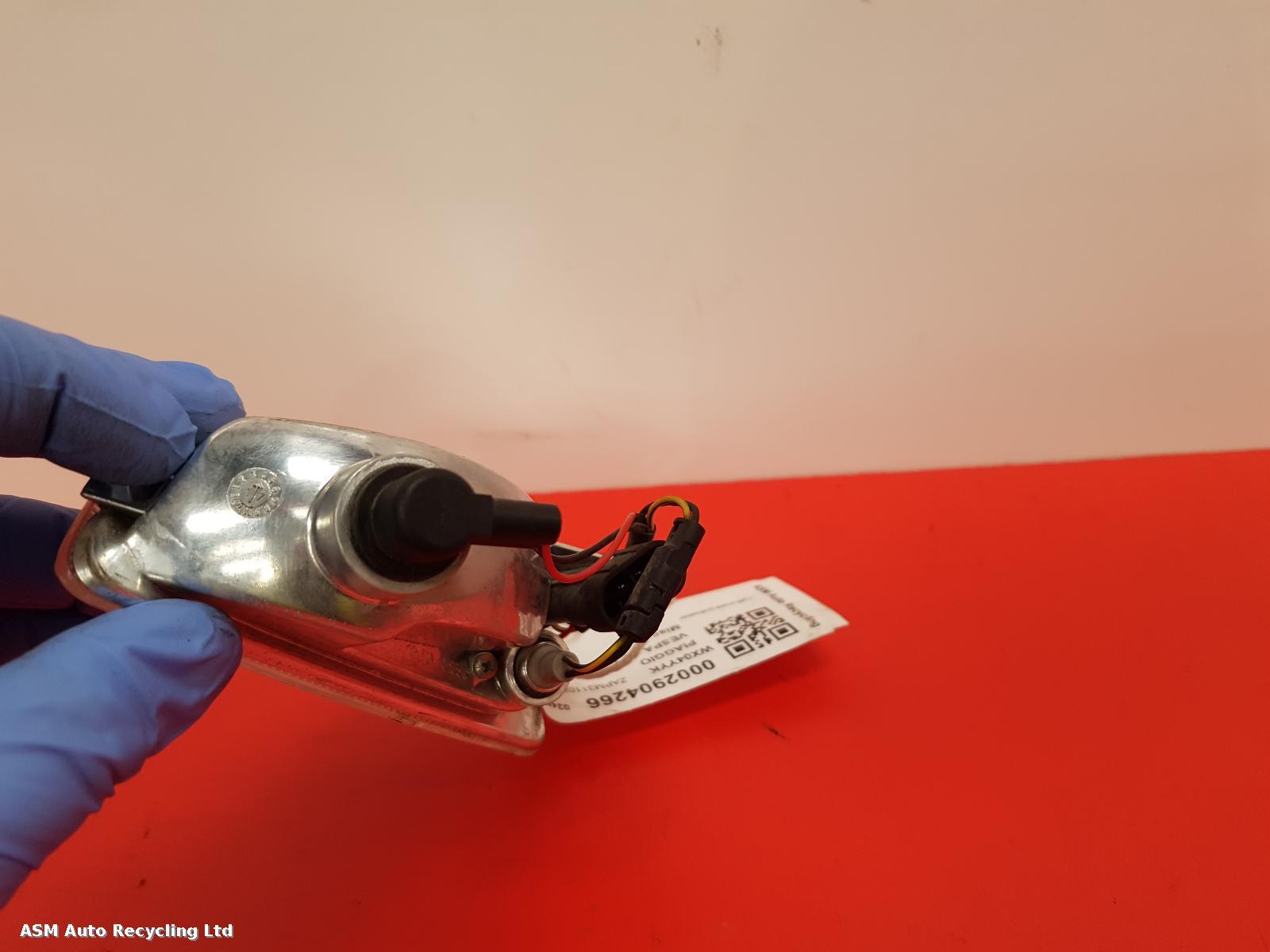 View Auto part Misc Piaggio Vespa Gts 125 2004