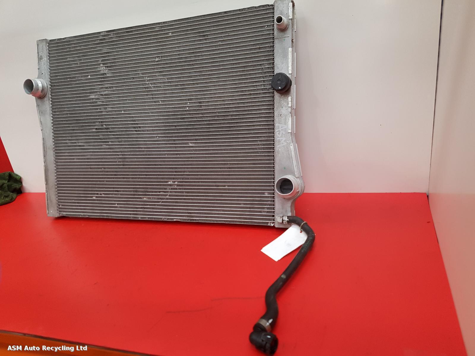 View Auto part Radiator Bmw X5 2016