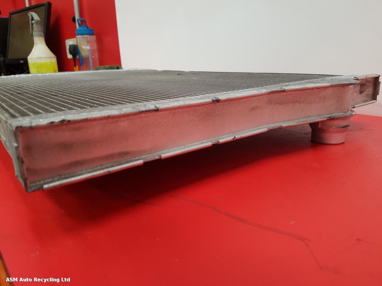 View Auto part Radiator Bmw X5 2016