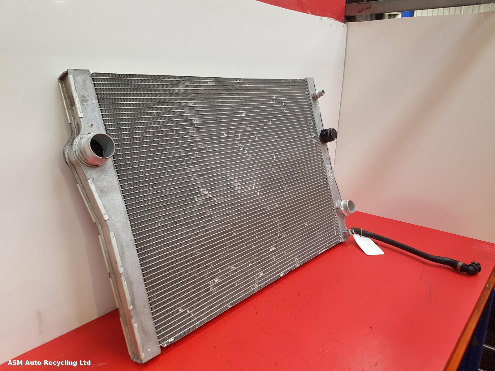 View Auto part Radiator Bmw X5 2016