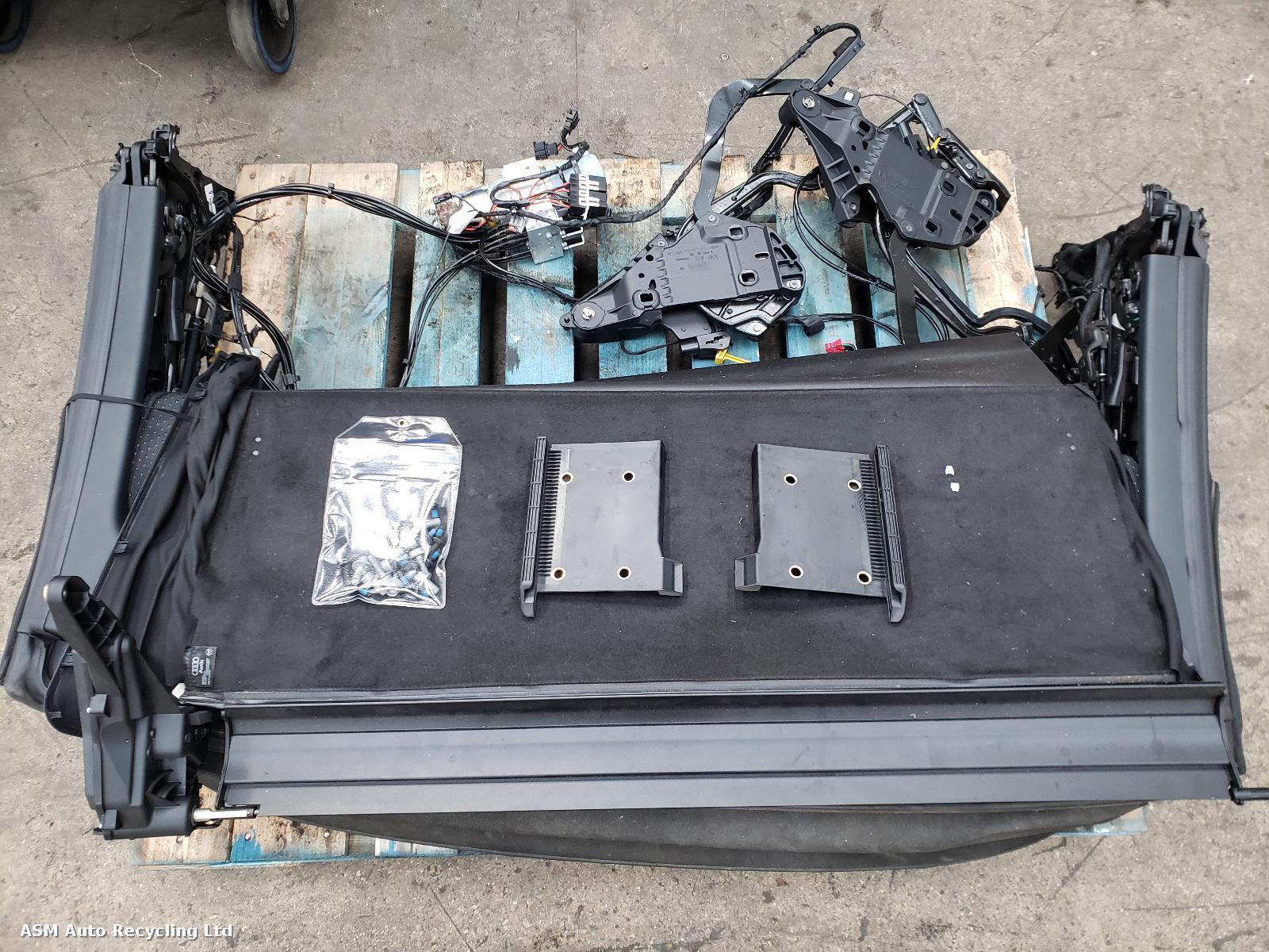 View Auto part Roof Audi A5 2012