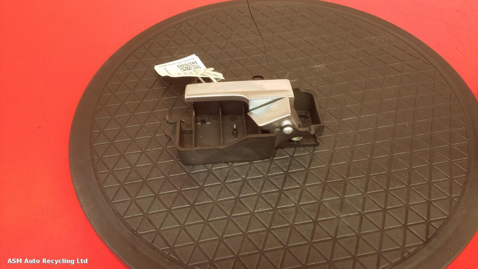 View Auto part Door Handle Ford Focus 2010