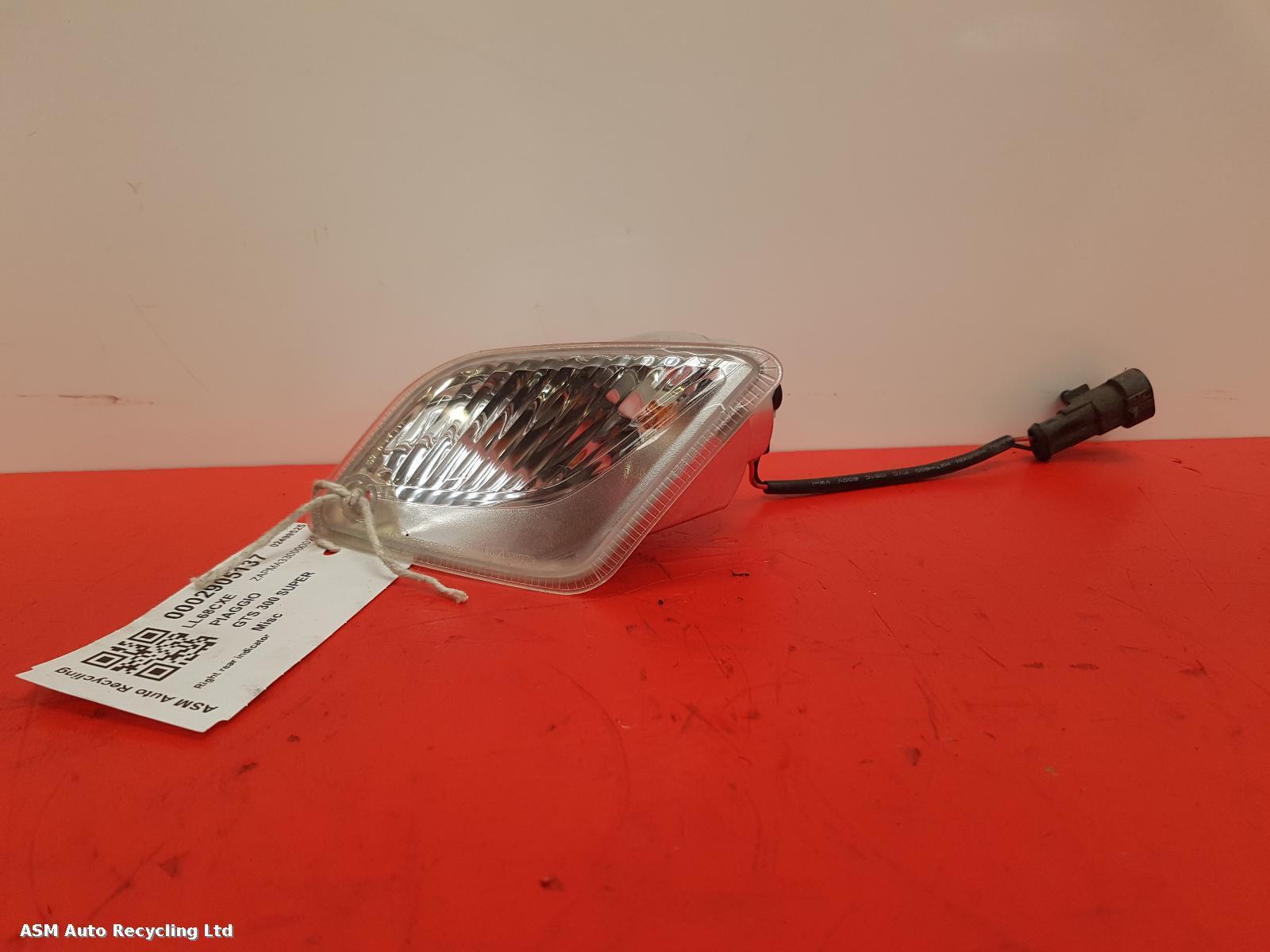 View Auto part R Indicator Light Piaggio Gts 300 Super 2018