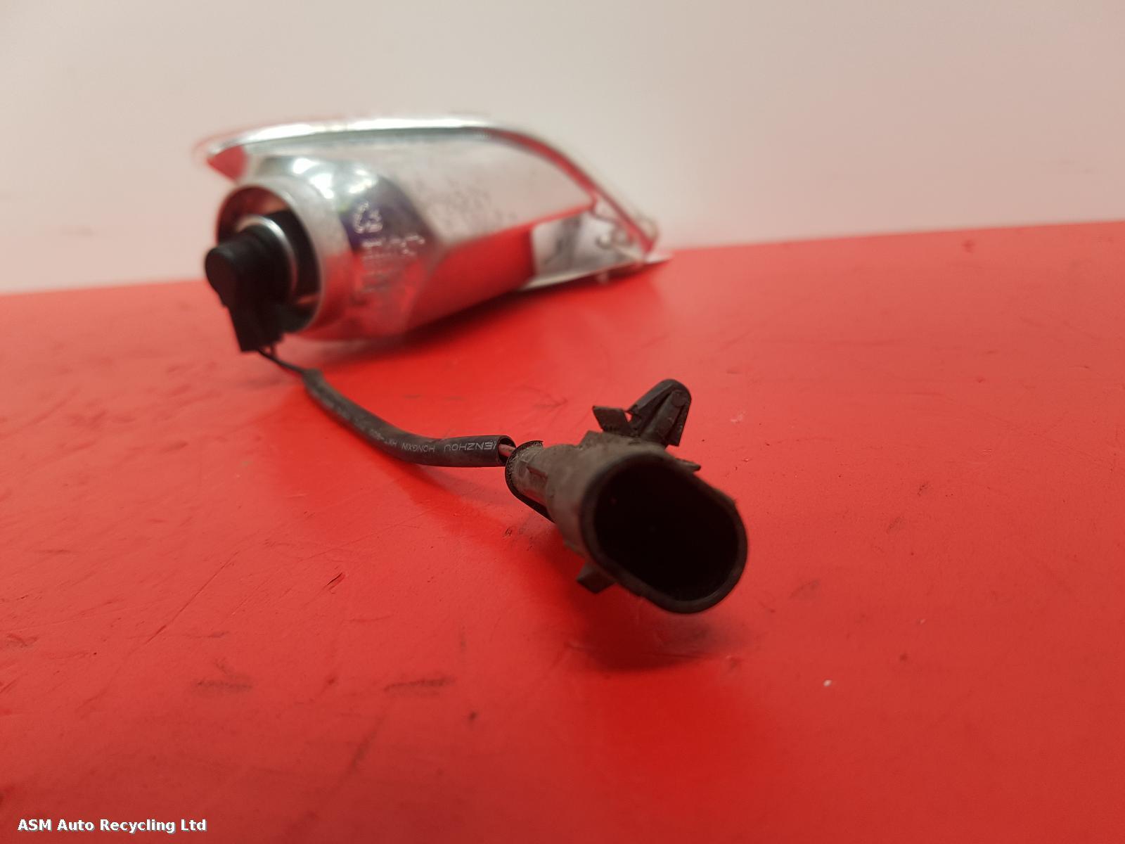 View Auto part R Indicator Light Piaggio Gts 300 Super 2018