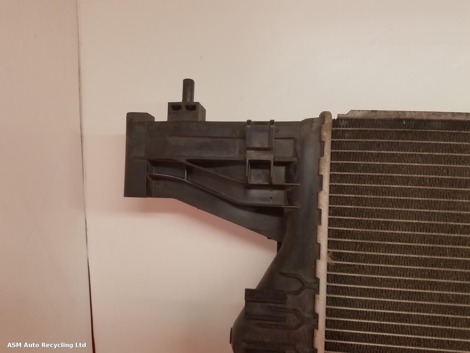 View Auto part Radiator Vauxhall Astra 2012