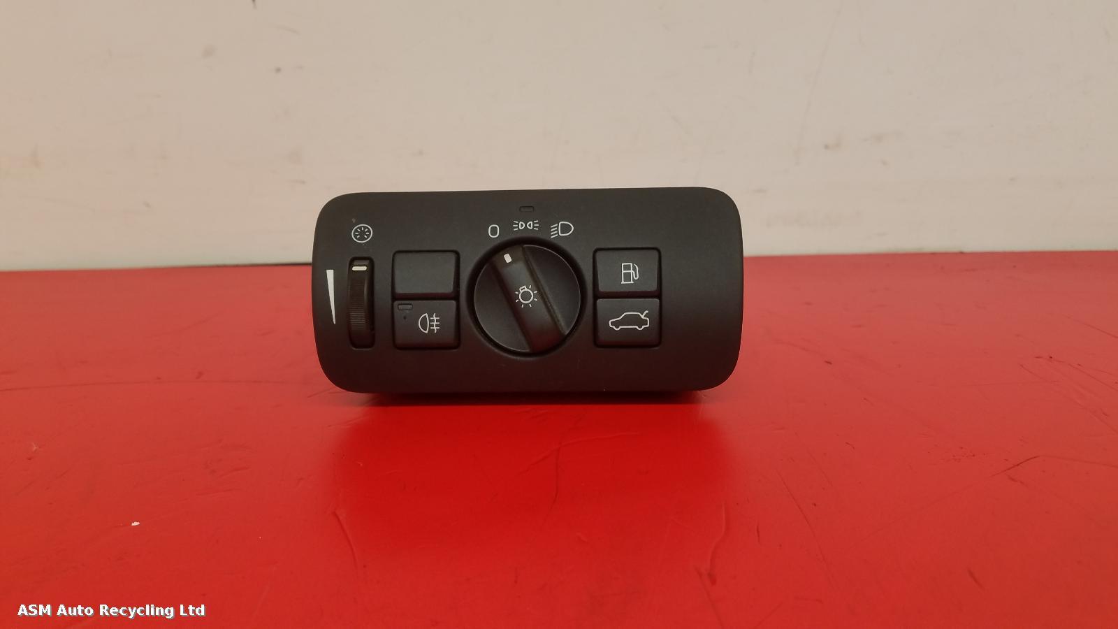 View Auto part Headlight Switch Volvo Xc60 2011