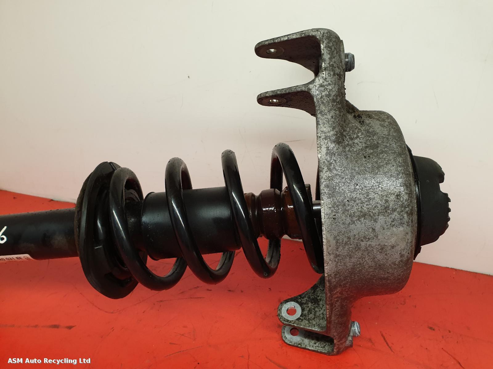 View Auto part RF Strut Audi Q5 2014