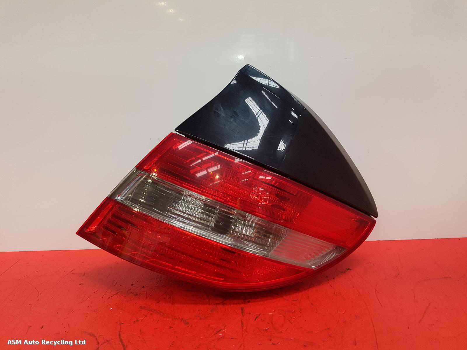 View Auto part R Taillight Mercedes C Class 2011