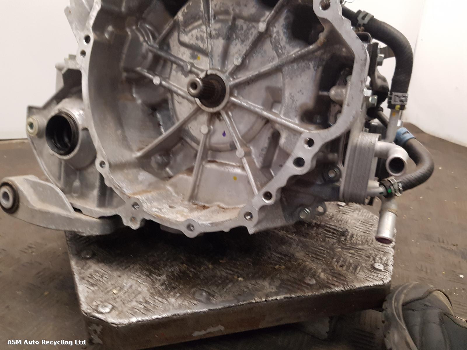 View Auto part Gearbox Toyota Prius 2019