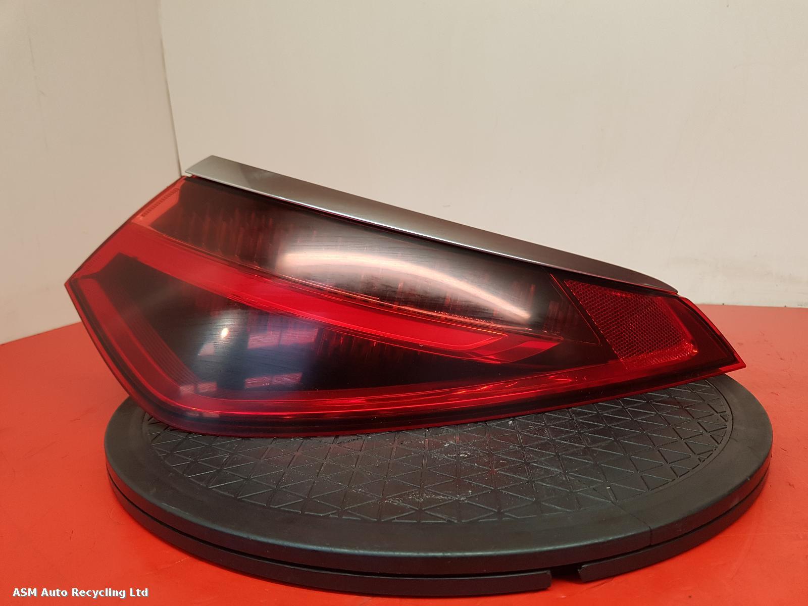 View Auto part R Taillight Mercedes S Class 2021