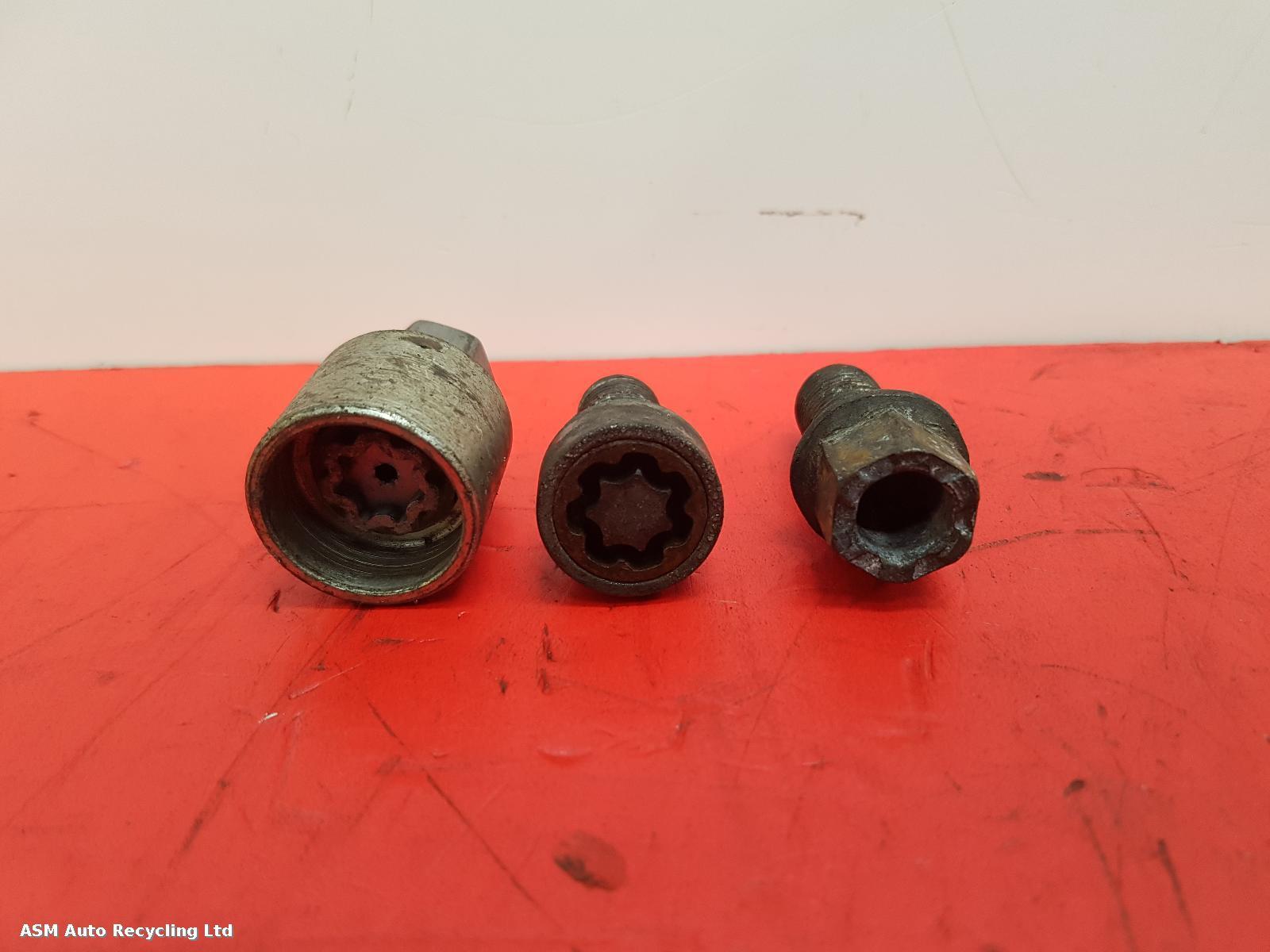View Auto part Wheel Nut Audi A3 2006