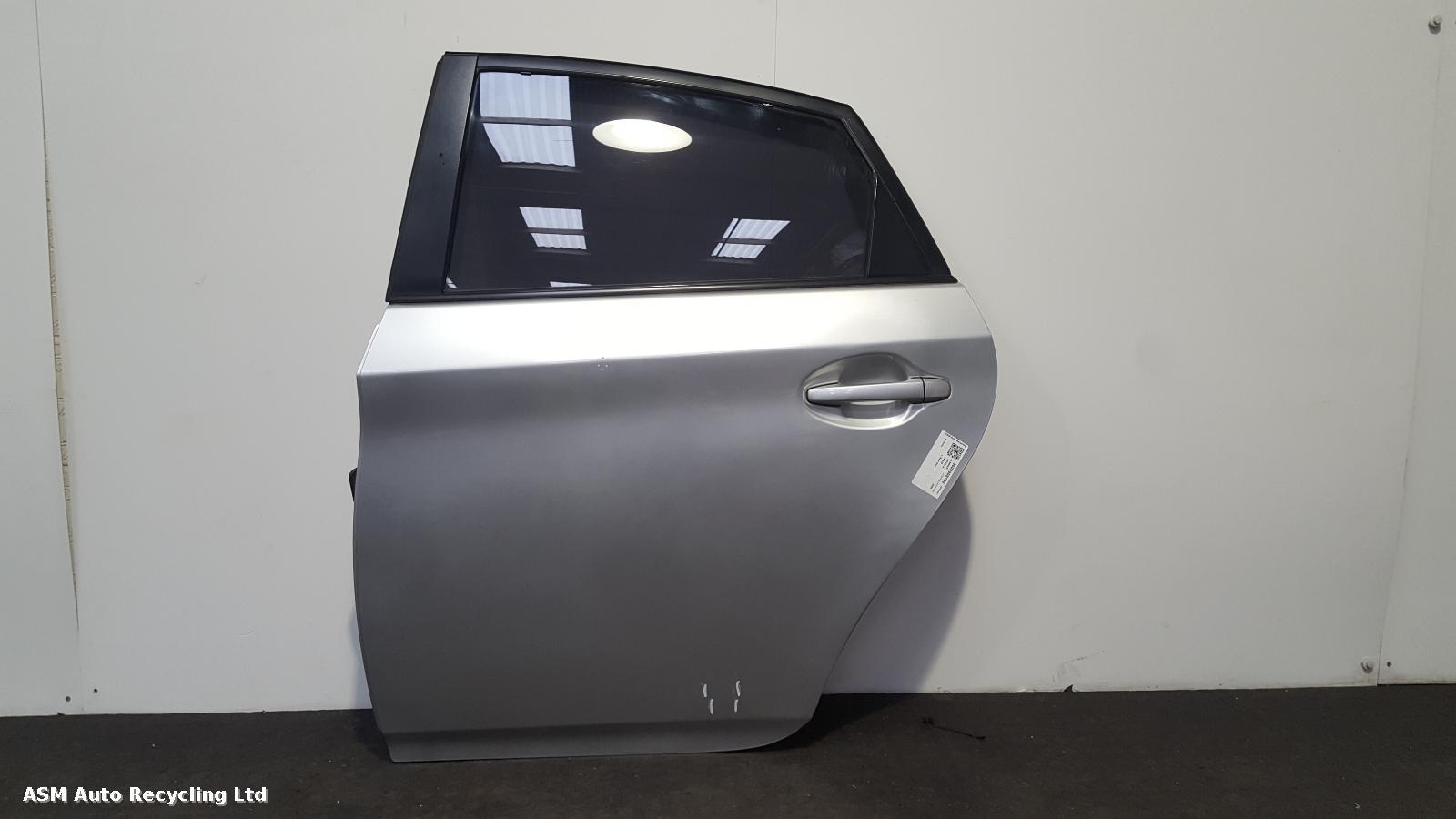 View Auto part L Rear Door Toyota Prius 2009