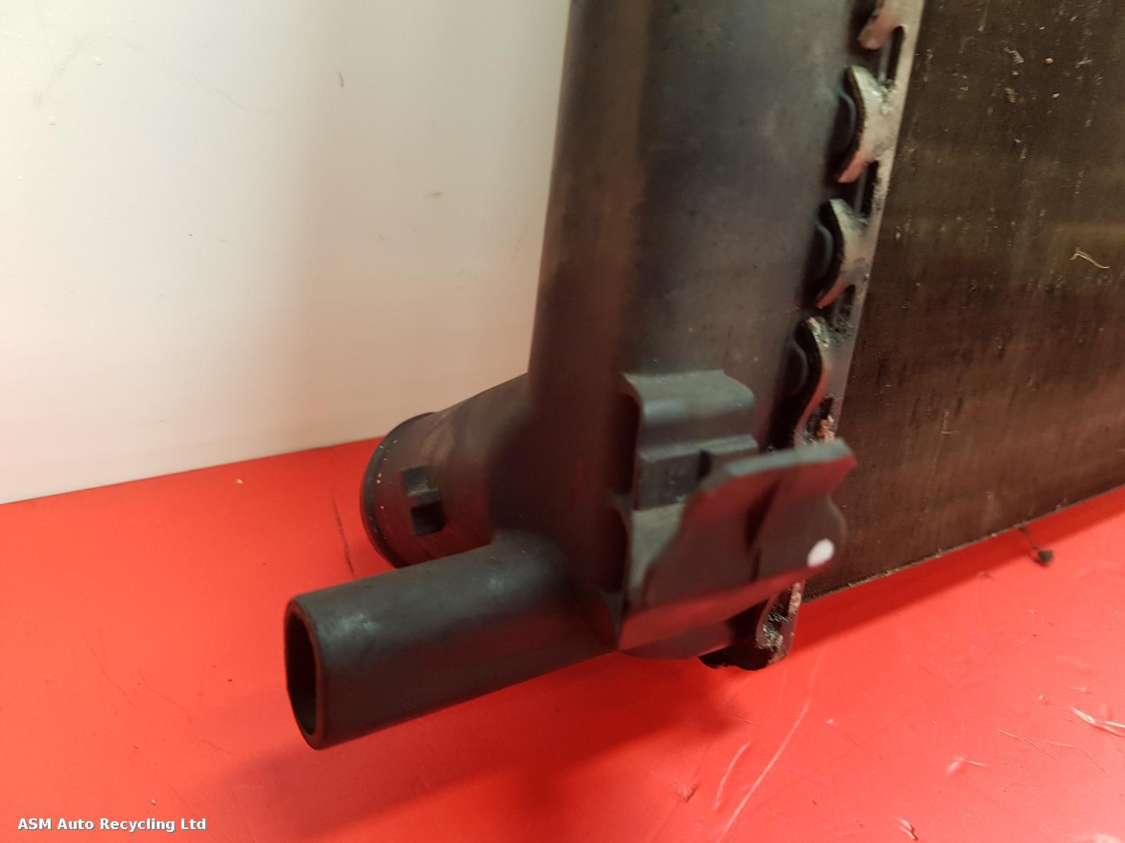 View Auto part Radiator Mini (bmw) Mini 2009
