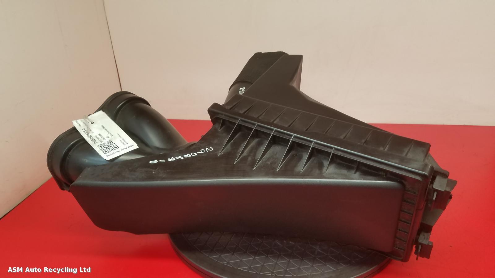 View Auto part Air Cleaner/Box Jaguar Xf 2012