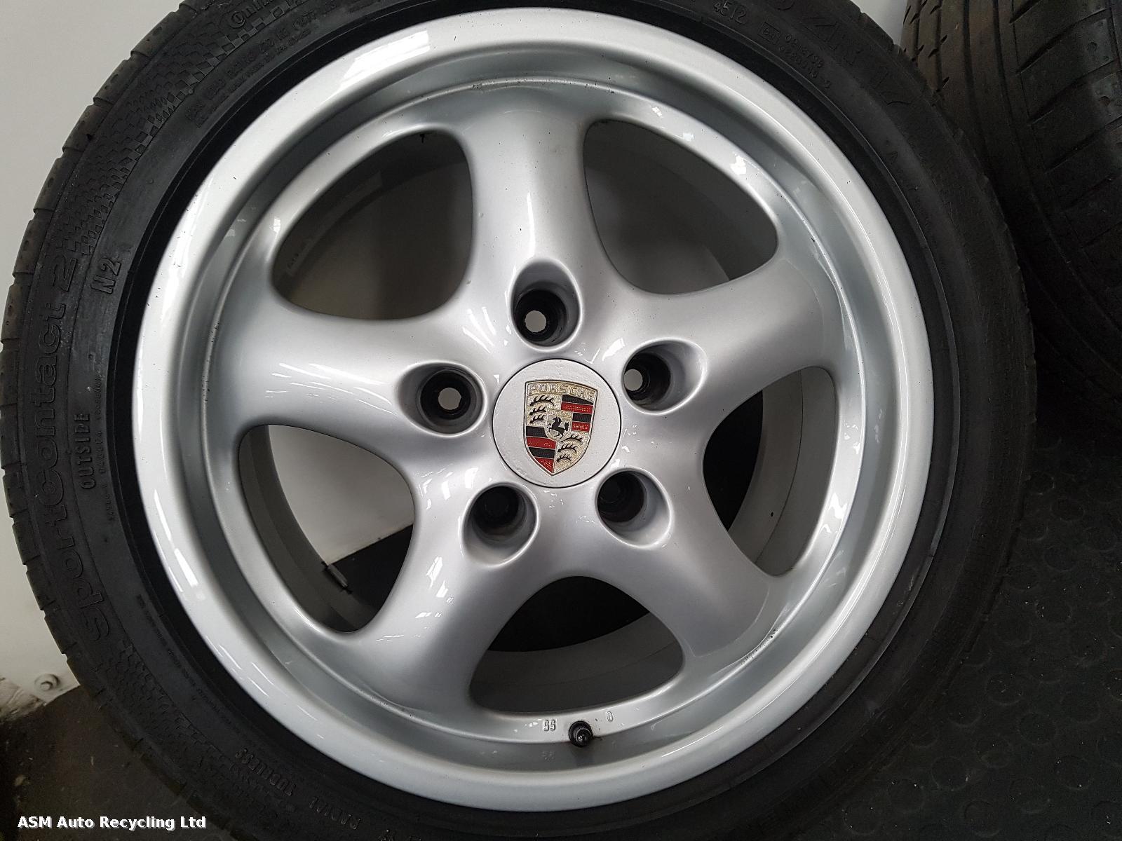 View Auto part Wheel Set Porsche 911 1989
