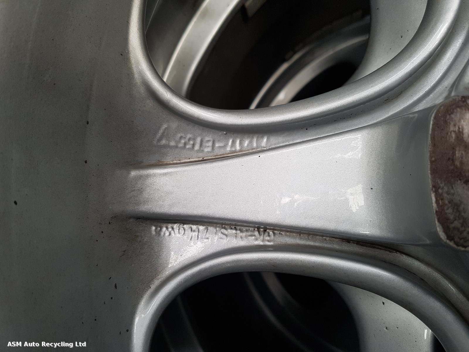 View Auto part Wheel Set Porsche 911 1989