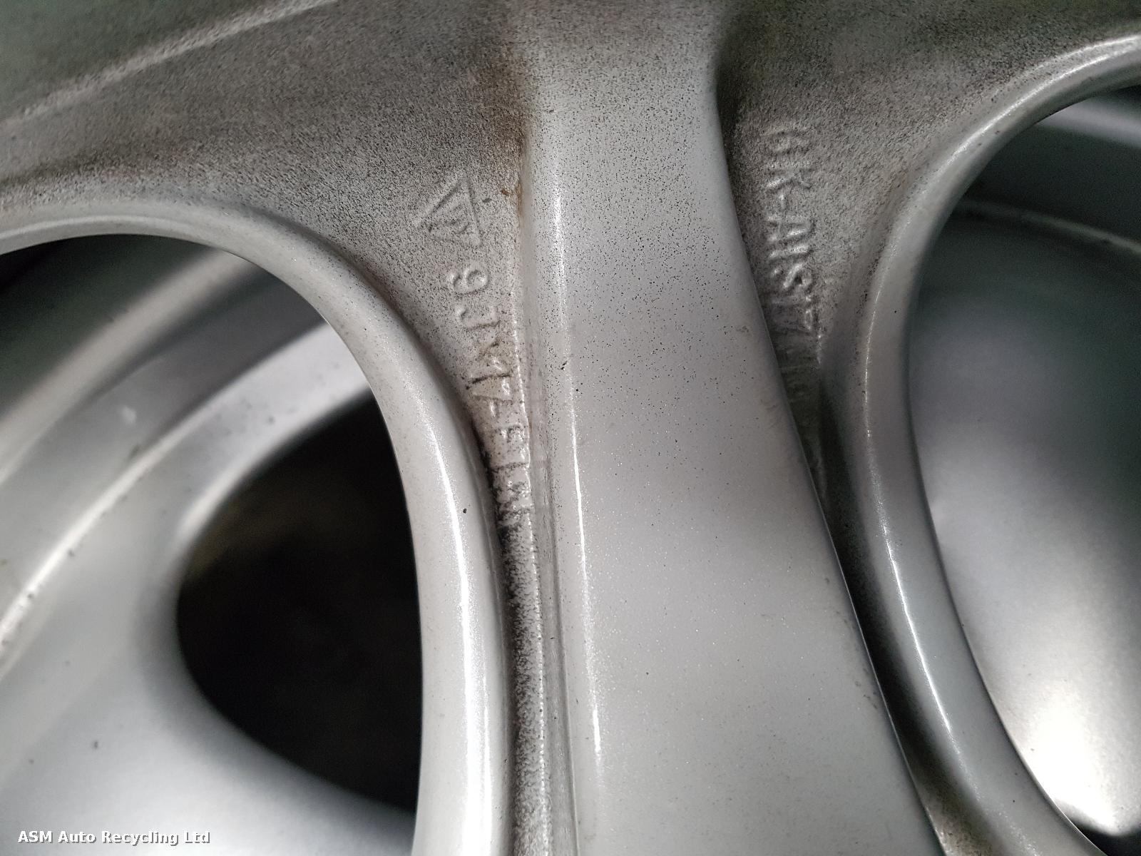 View Auto part Wheel Set Porsche 911 1989