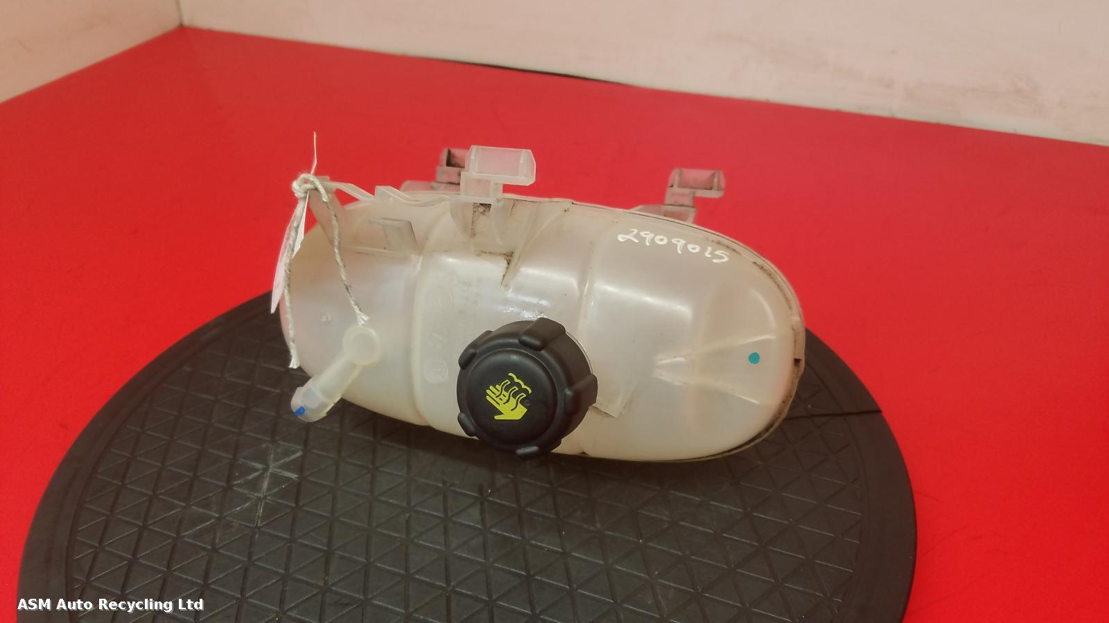 View Auto part Overflow Bottle Renault Trafic 2018