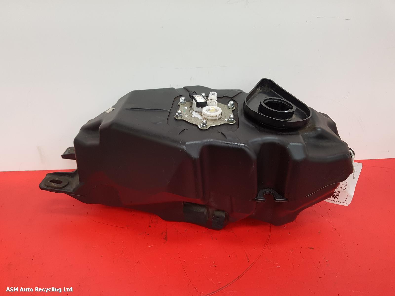 View Auto part Fuel Tank Yamaha Mt 125 2017
