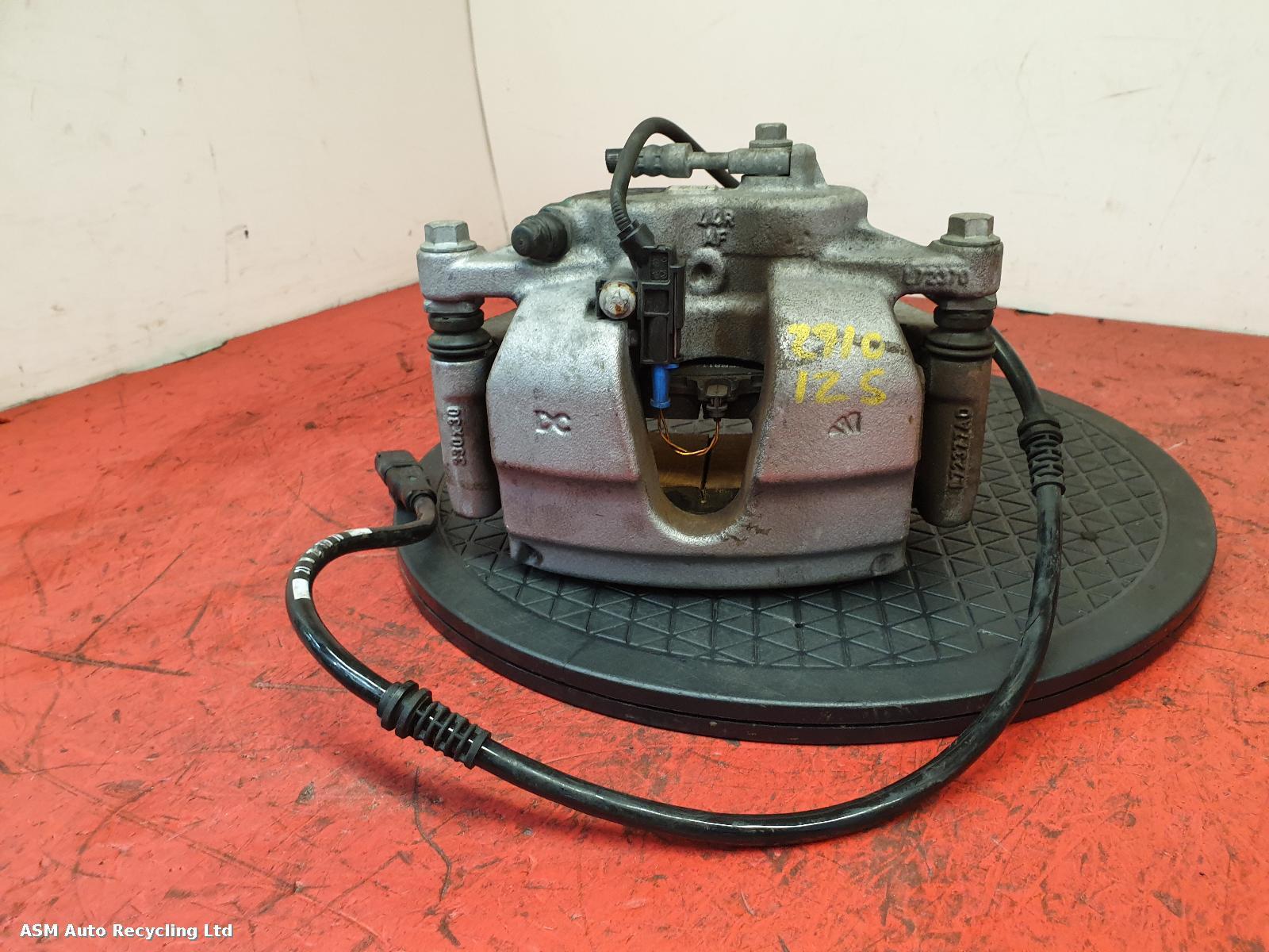 View Auto part Caliper Mercedes A Class 2022