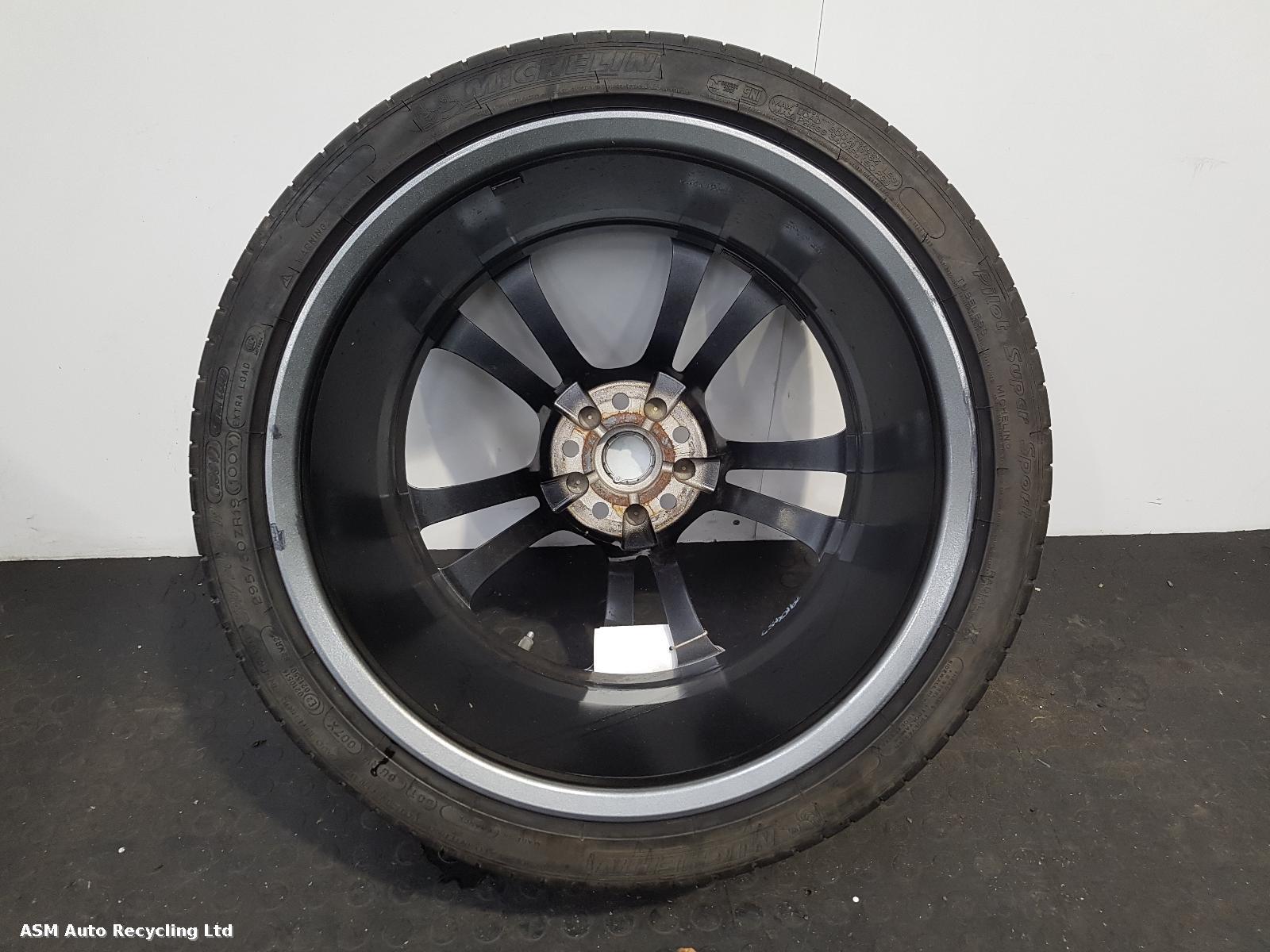 View Auto part Wheel Aston Martin Vantage 2006