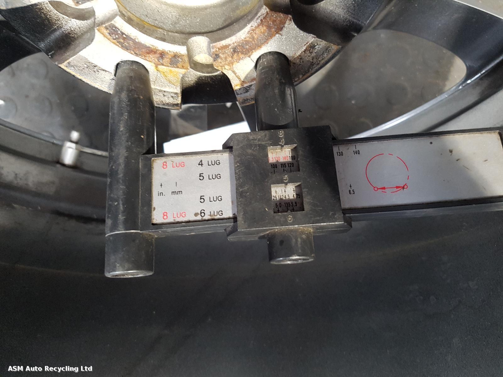 View Auto part Wheel Aston Martin Vantage 2006