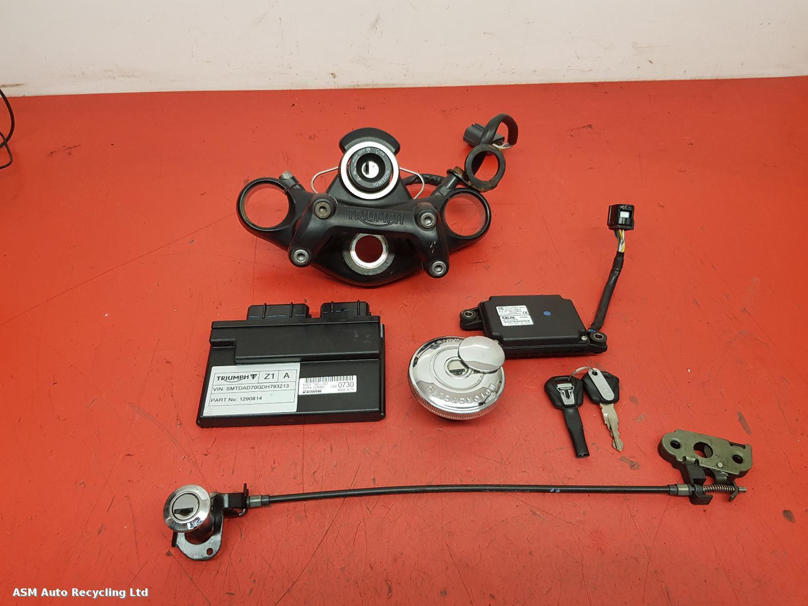 View Auto part Comp.Lock Set + Keys Triumph Bonneville 2017