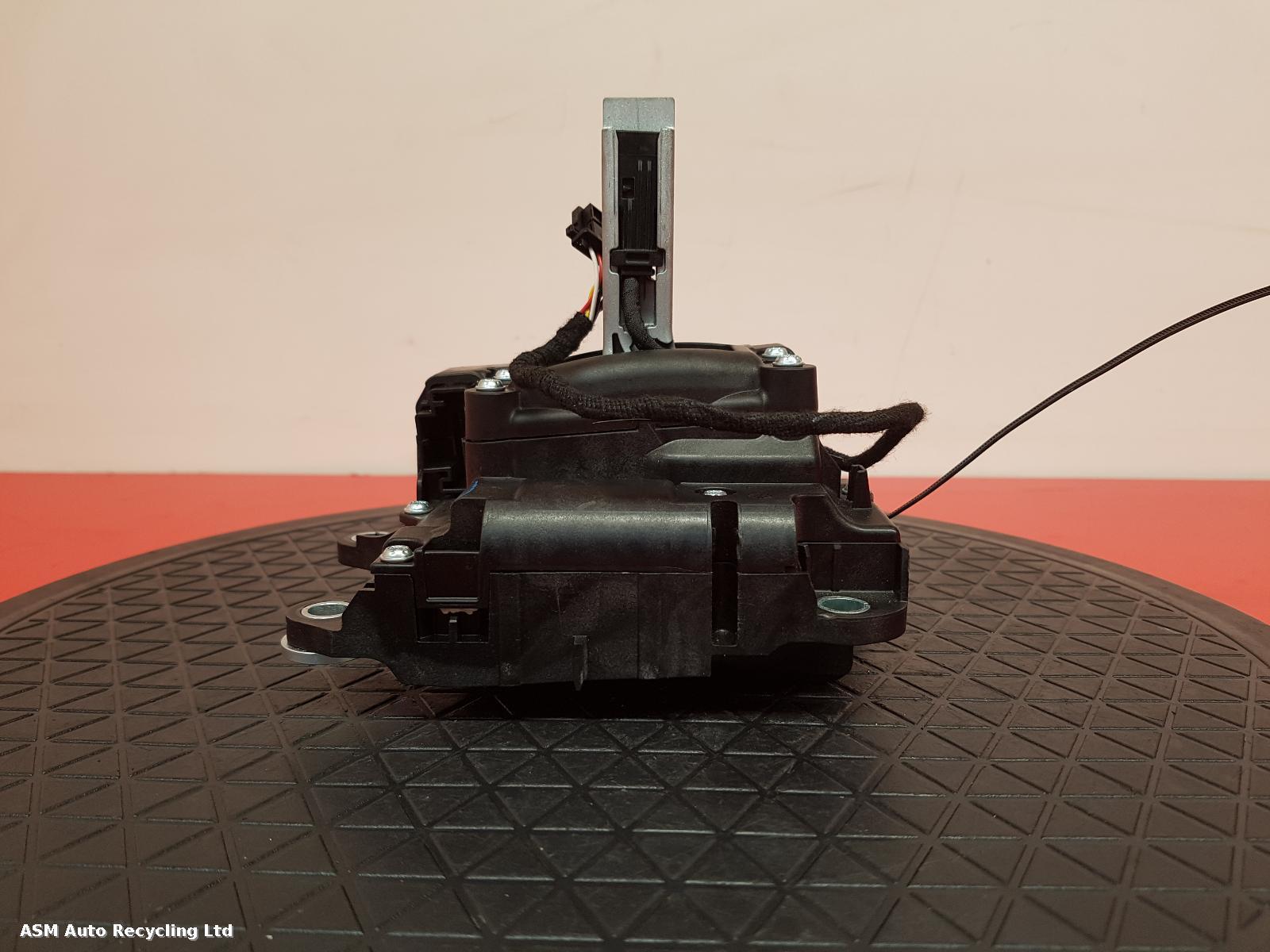 View Auto part Gear Stick/Shifter Audi Q5 2018