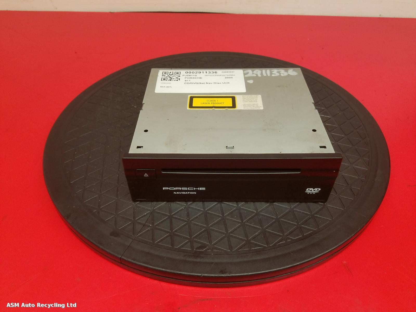 View Auto part CD Changer Porsche 911 2005