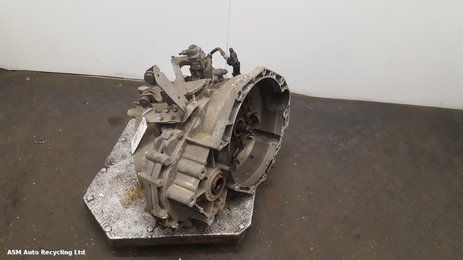 View Auto part Gearbox Vauxhall Vectra 2006