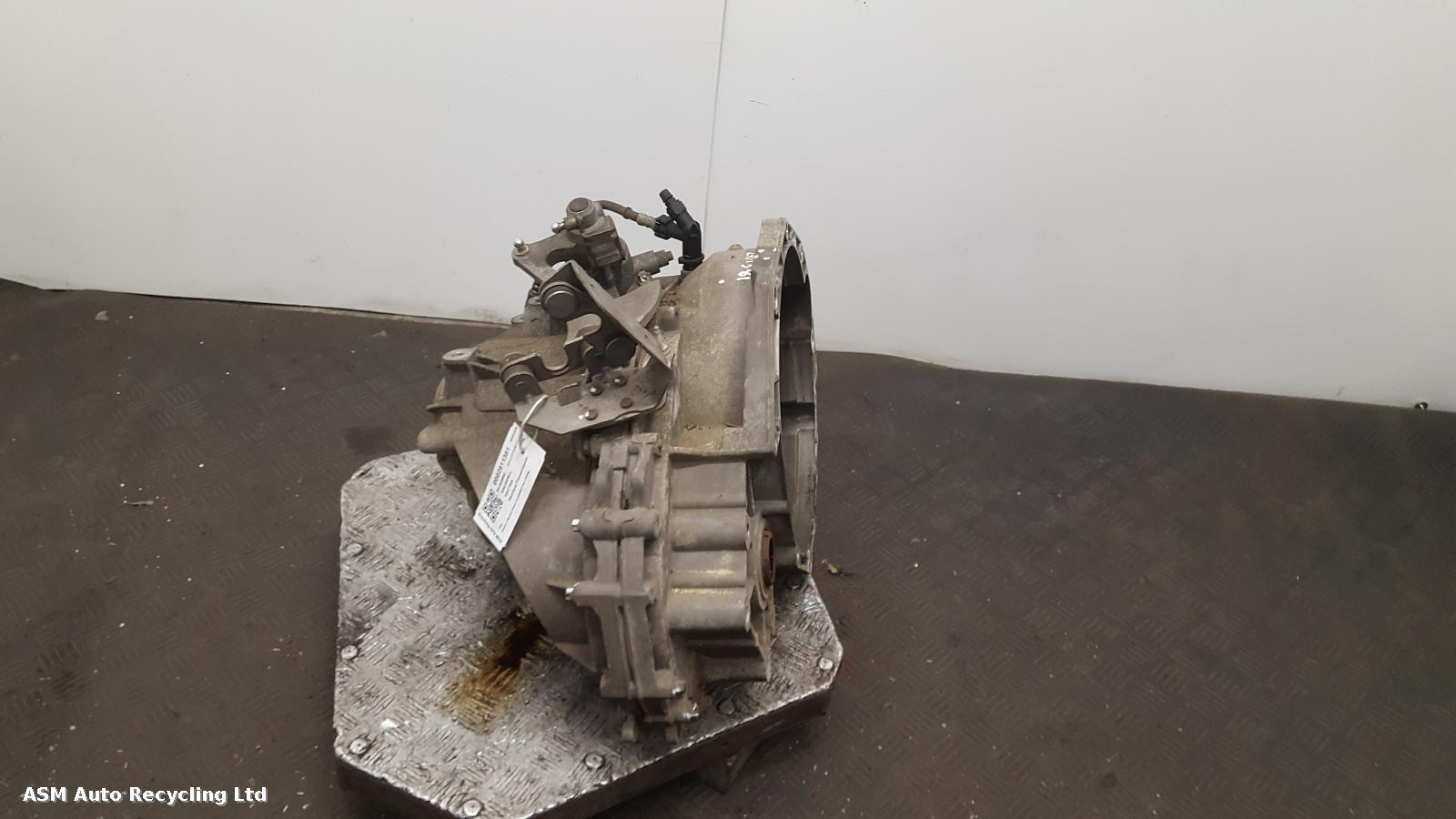 View Auto part Gearbox Vauxhall Vectra 2006