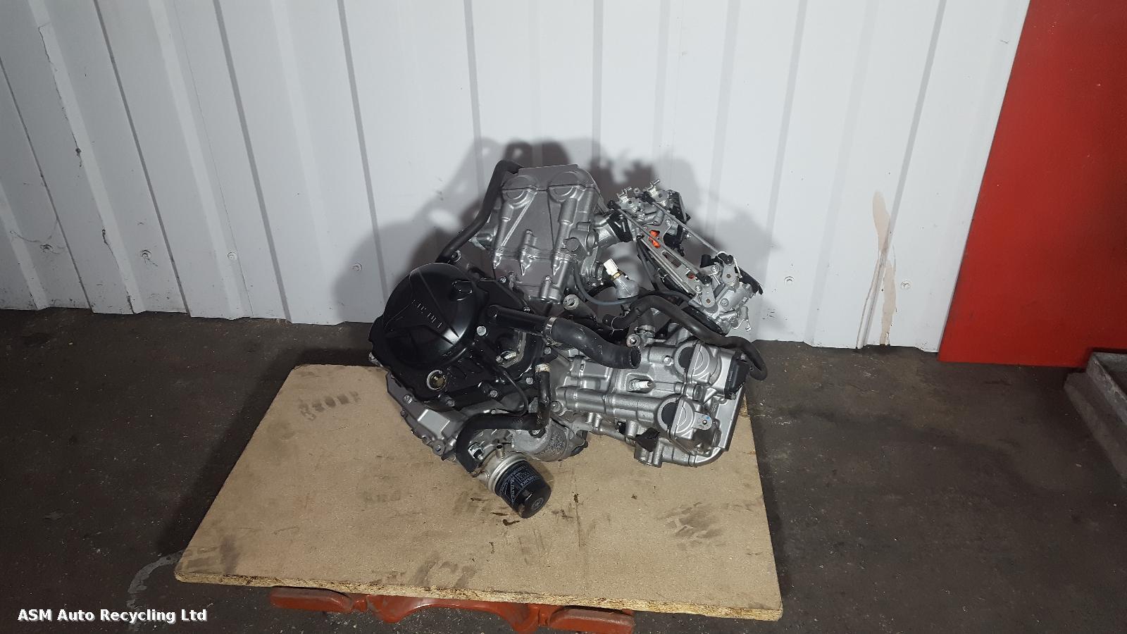 View Auto part Engine Suzuki Sv650 2016