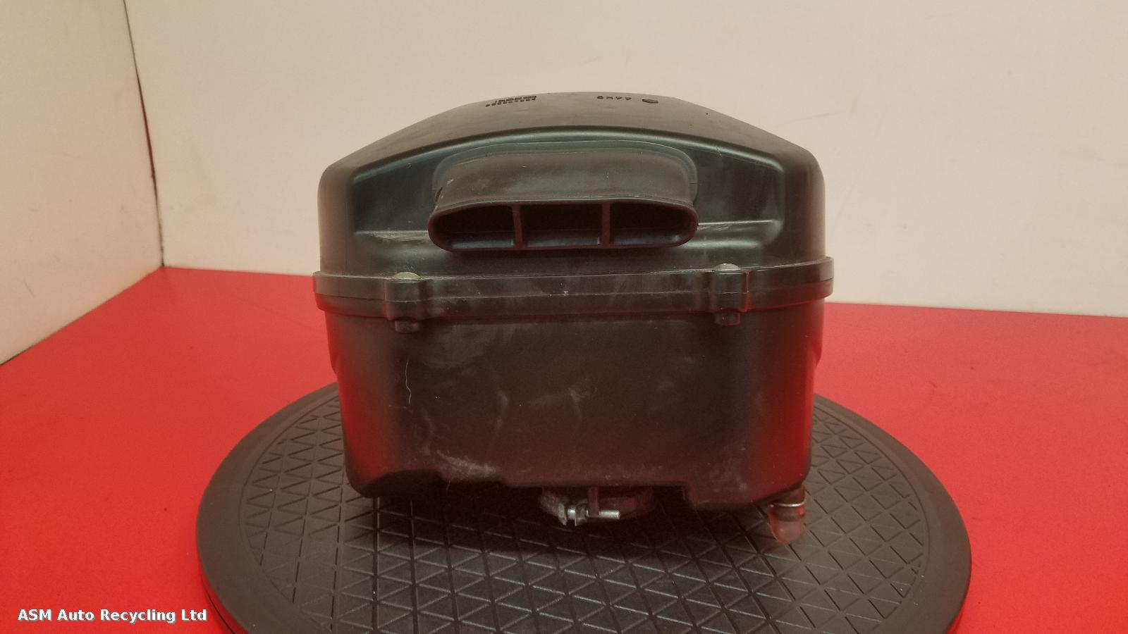 View Auto part Air Cleaner/Box Suzuki Sv650 2016
