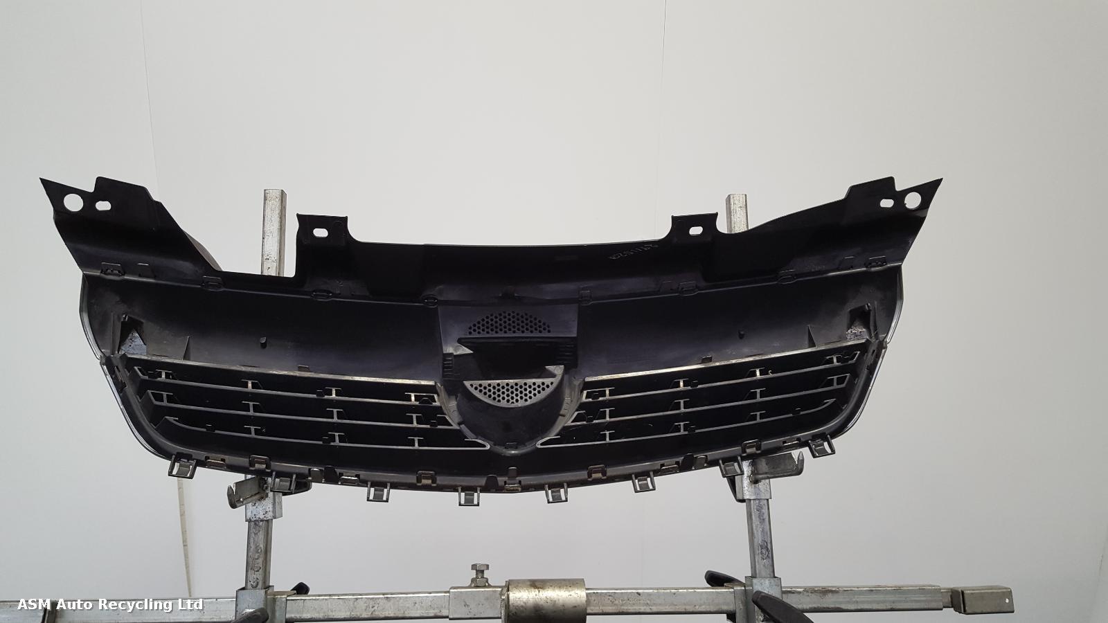 View Auto part Grille Vauxhall Zafira 2007